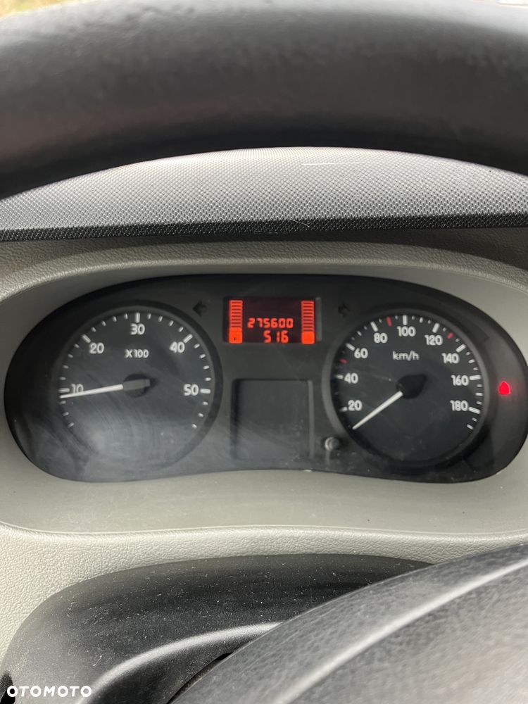 Nissan INTERSTAR - 14