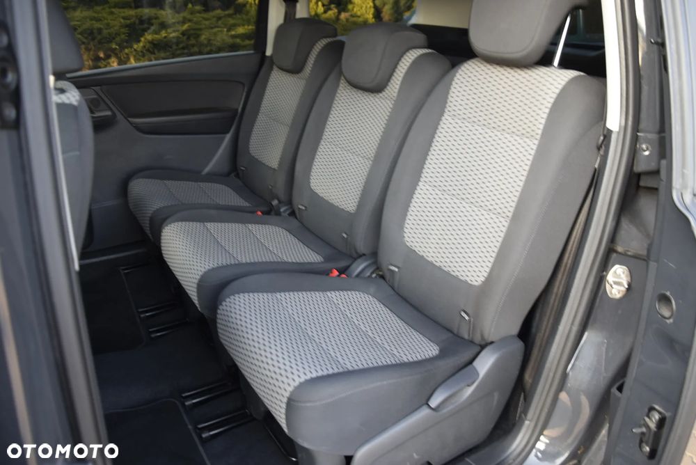 Volkswagen Sharan - 25