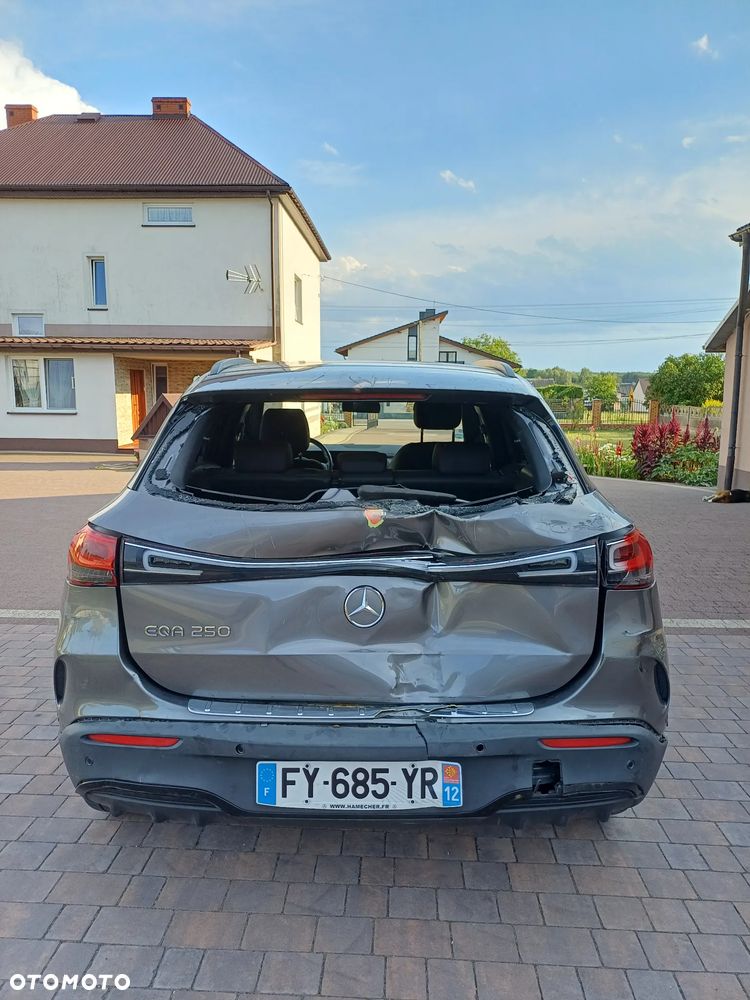 Mercedes-Benz EQA 250 AMG Line - 6