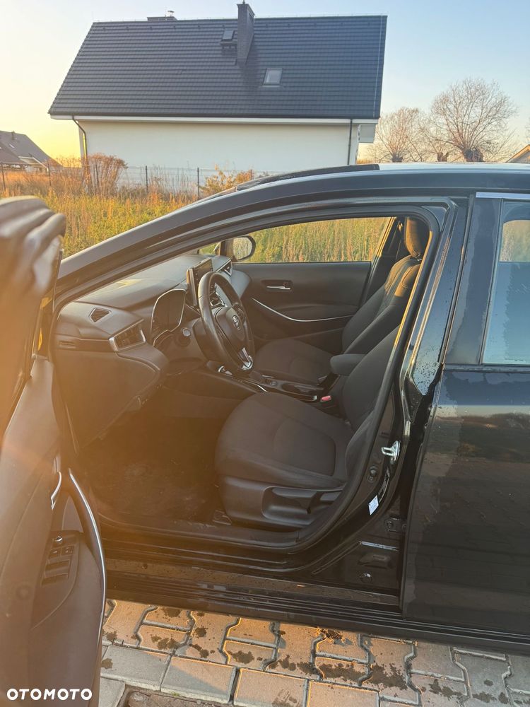 Toyota Corolla 1.8 Hybrid - 5