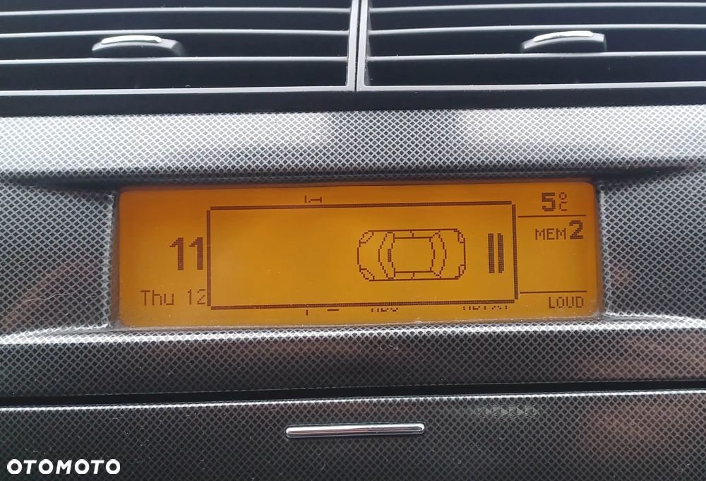 Citroën C4 1.6 HDi VTR Pack - 6