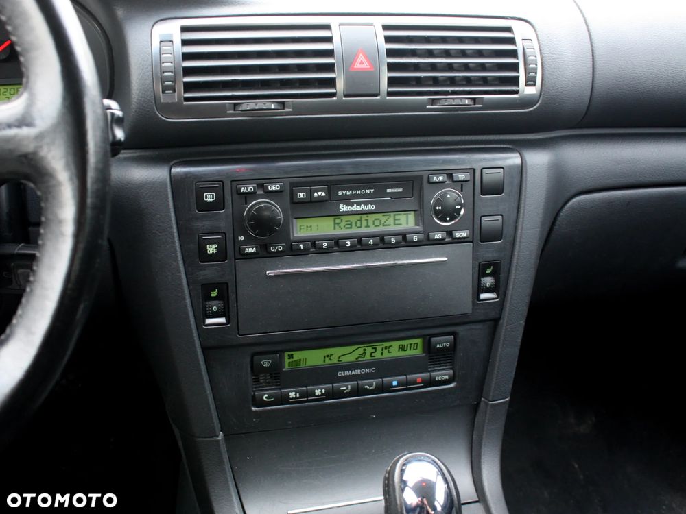 Skoda Superb 2.8 V6 Classic - 13