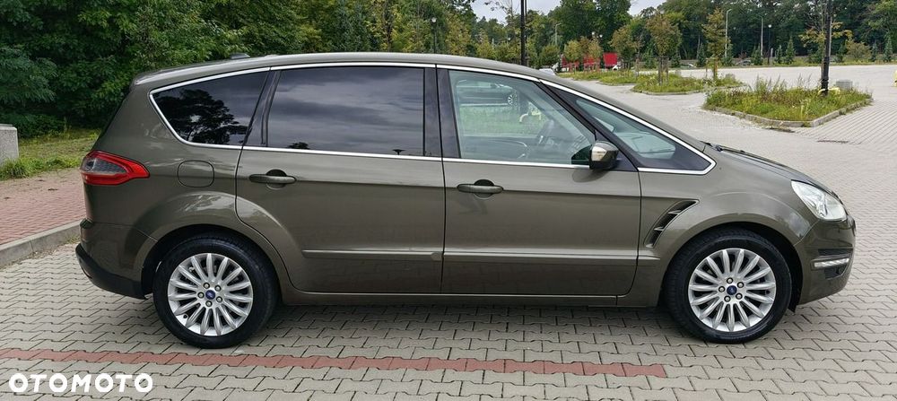 Ford S-Max - 19