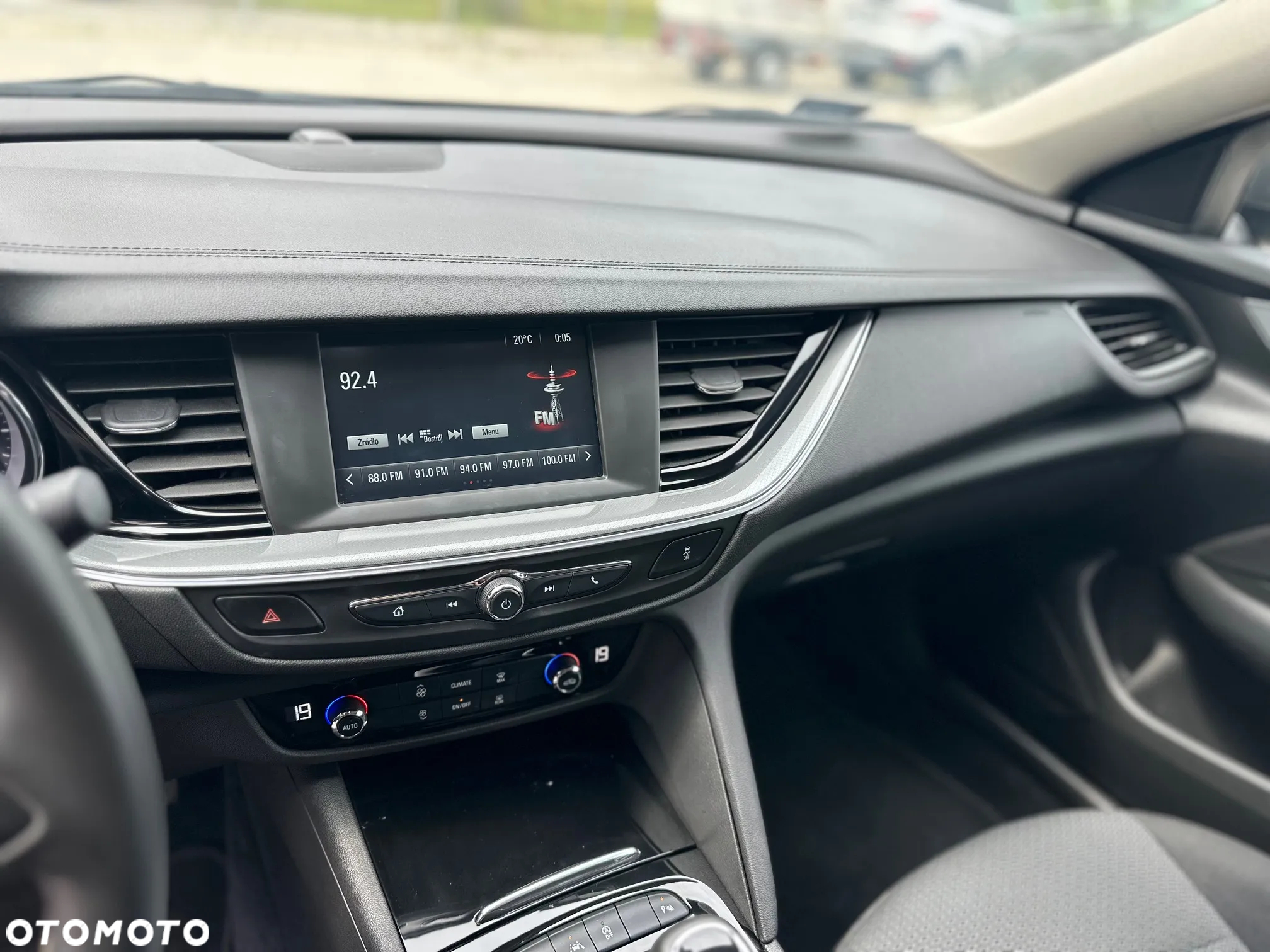 Opel Insignia - 15