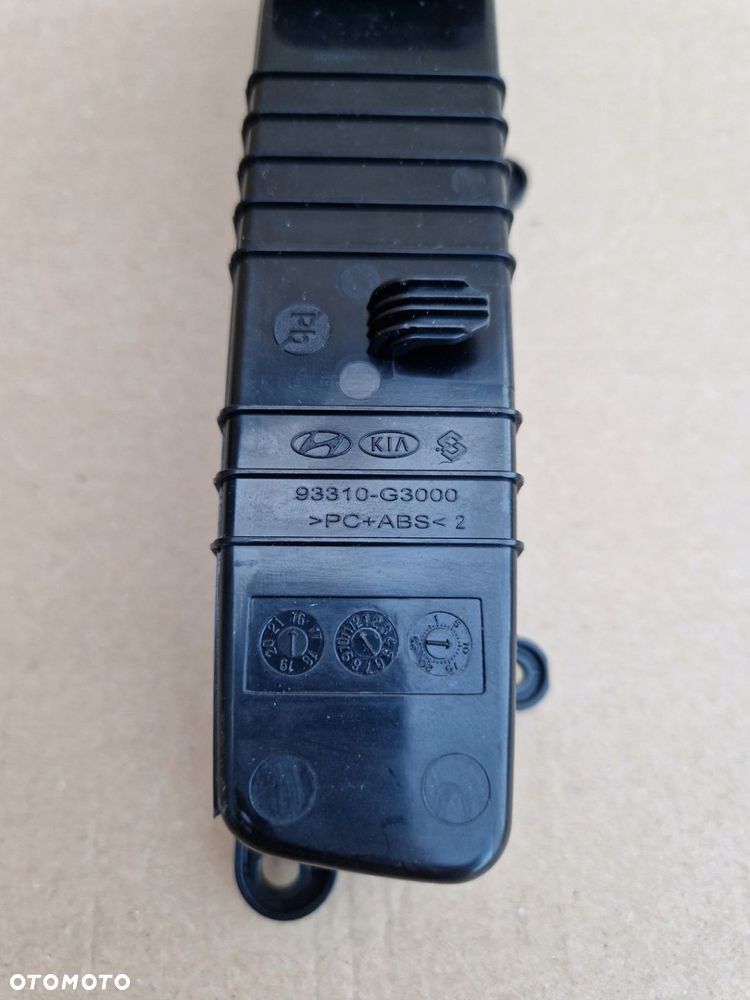 WŁĄCZNIK HAMULCA POSTOJOWEGO RĘCZNEGO HYUNDAI I30 III GT N LINE ELANTRA GT - 7