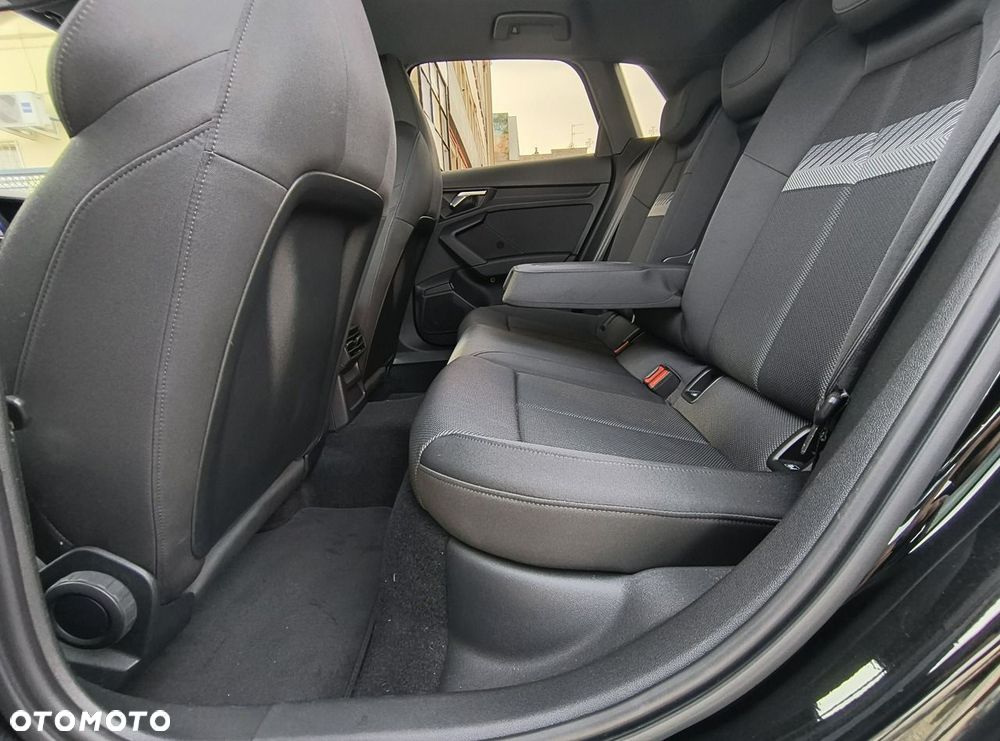 Audi A3 Sportback TFSI 110 kW S tronic S line - 15