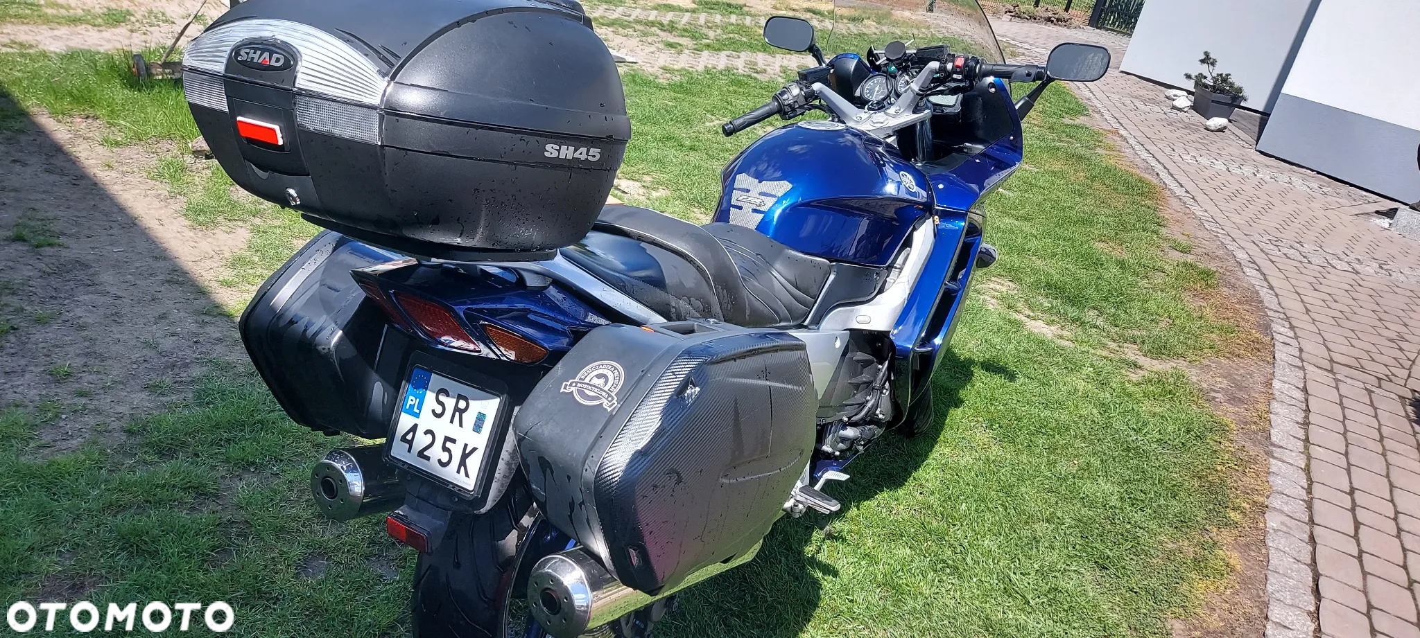 Yamaha FJR - 8