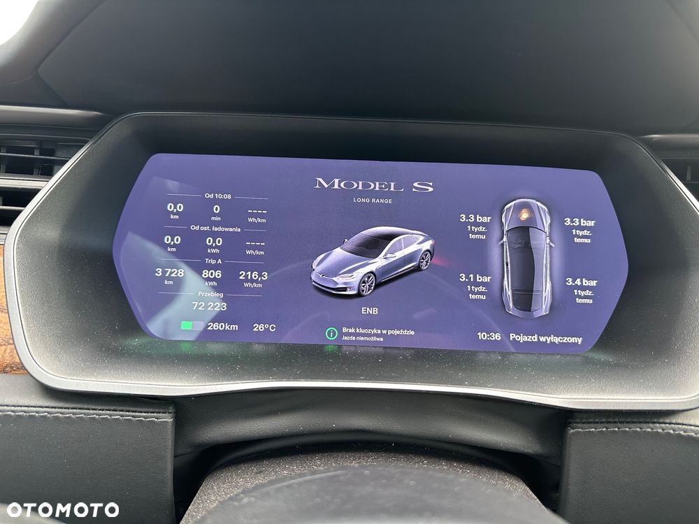 Tesla Model S - 18