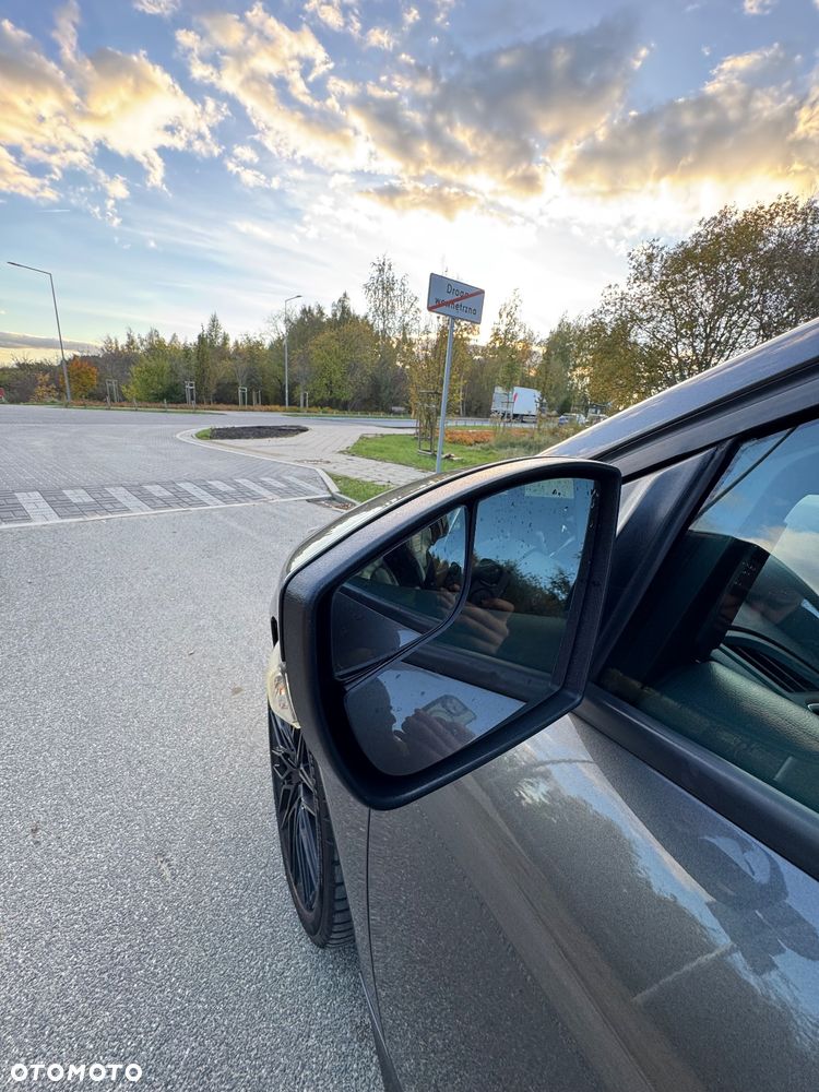 Ford Focus 2.0 EcoBoost ST - 15