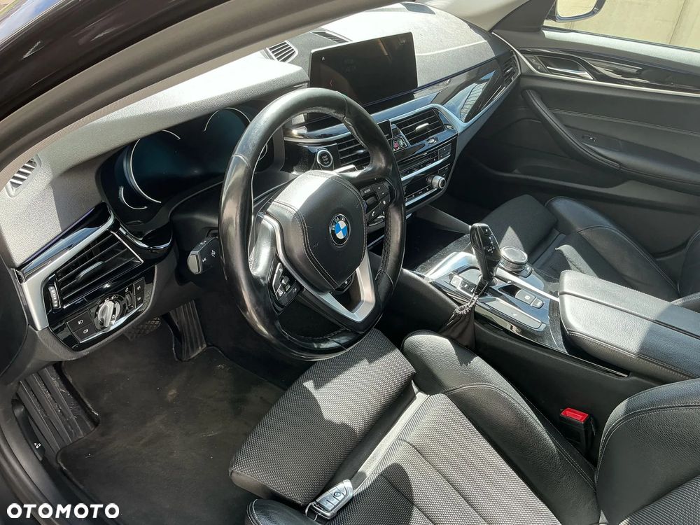 BMW Seria 5 520d Luxury Line - 40