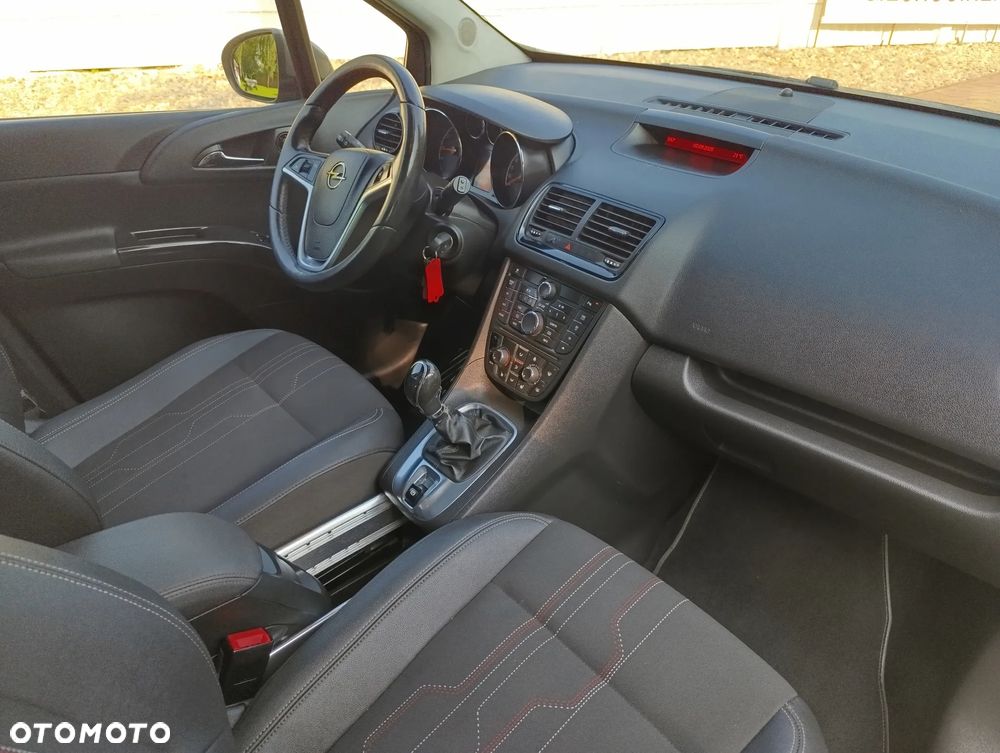 Opel Meriva - 8