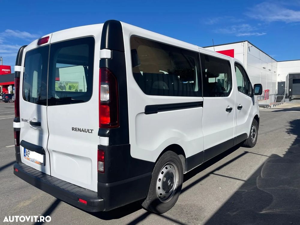 Renault Trafic - 19