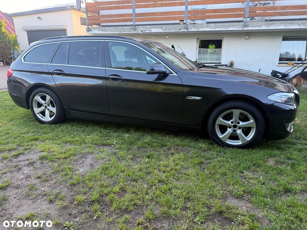 BMW Seria 5 520d Luxury Line - 3