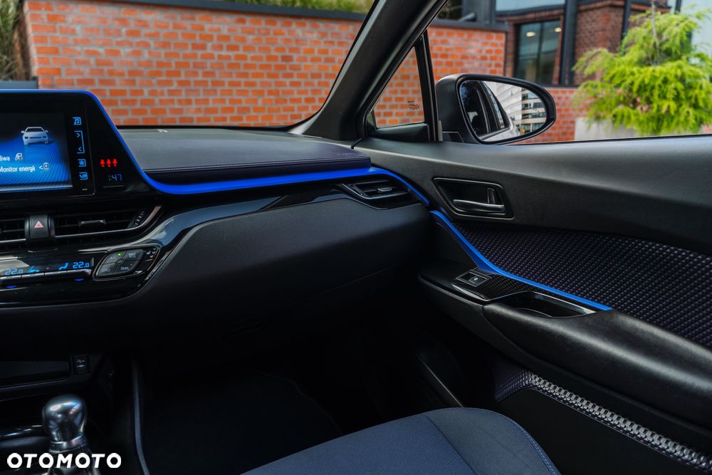 Toyota C-HR 1.8 Hybrid Dynamic - 26