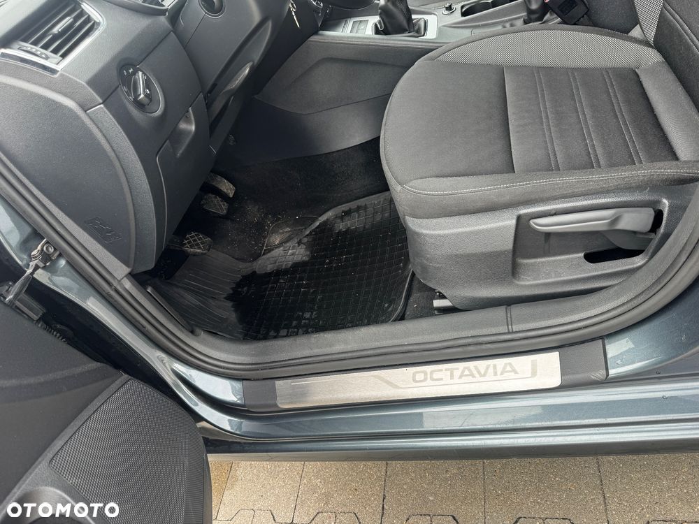 Skoda Octavia 1.4 TSI Ambition - 11