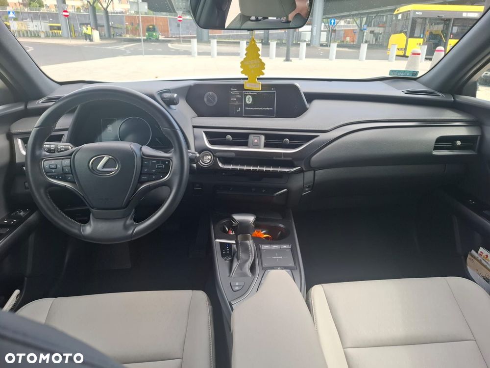 Lexus UX 200 GPF Business 2WD - 12