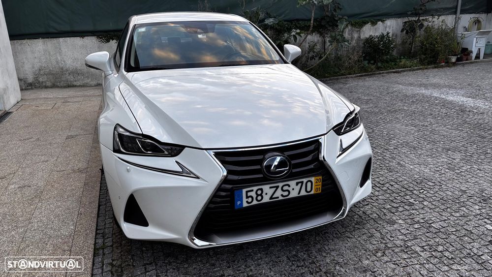 Lexus IS 300H Luxury - 13