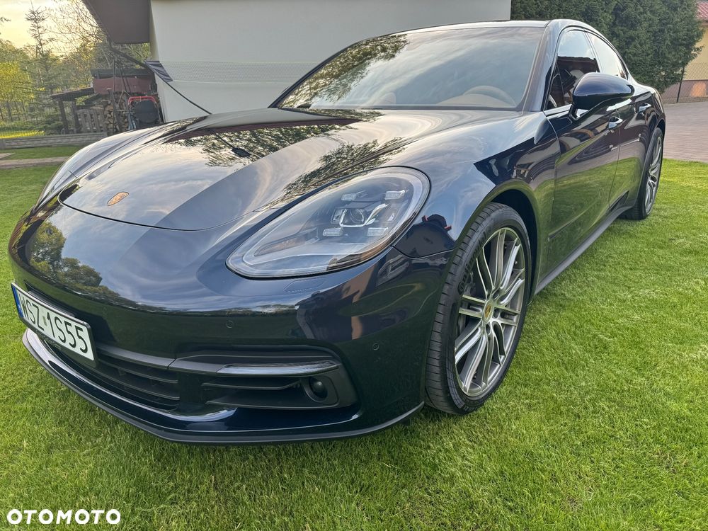 Porsche Panamera 4S - 1
