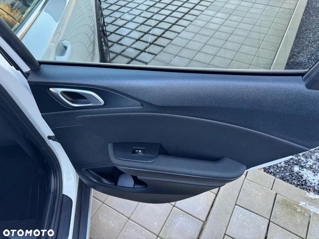 Kia XCeed - 17