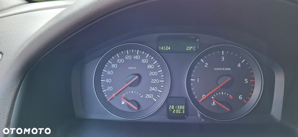 Volvo C30 2.0D Momentum - 13