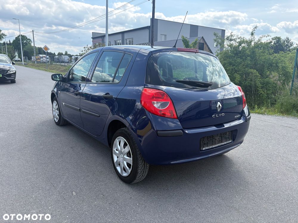 Renault Clio 1.2 16V Exception - 9