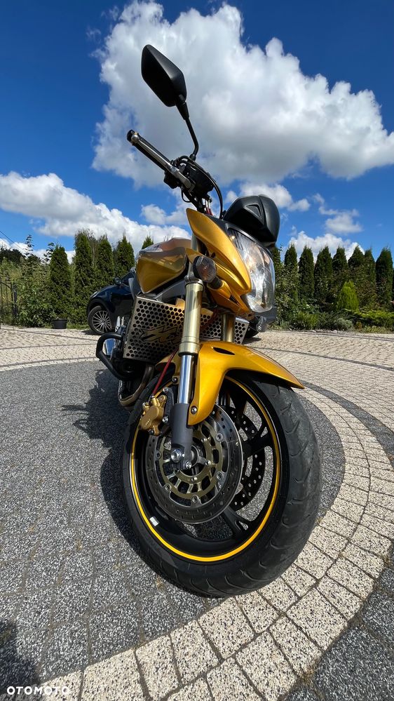 Honda Hornet - 3