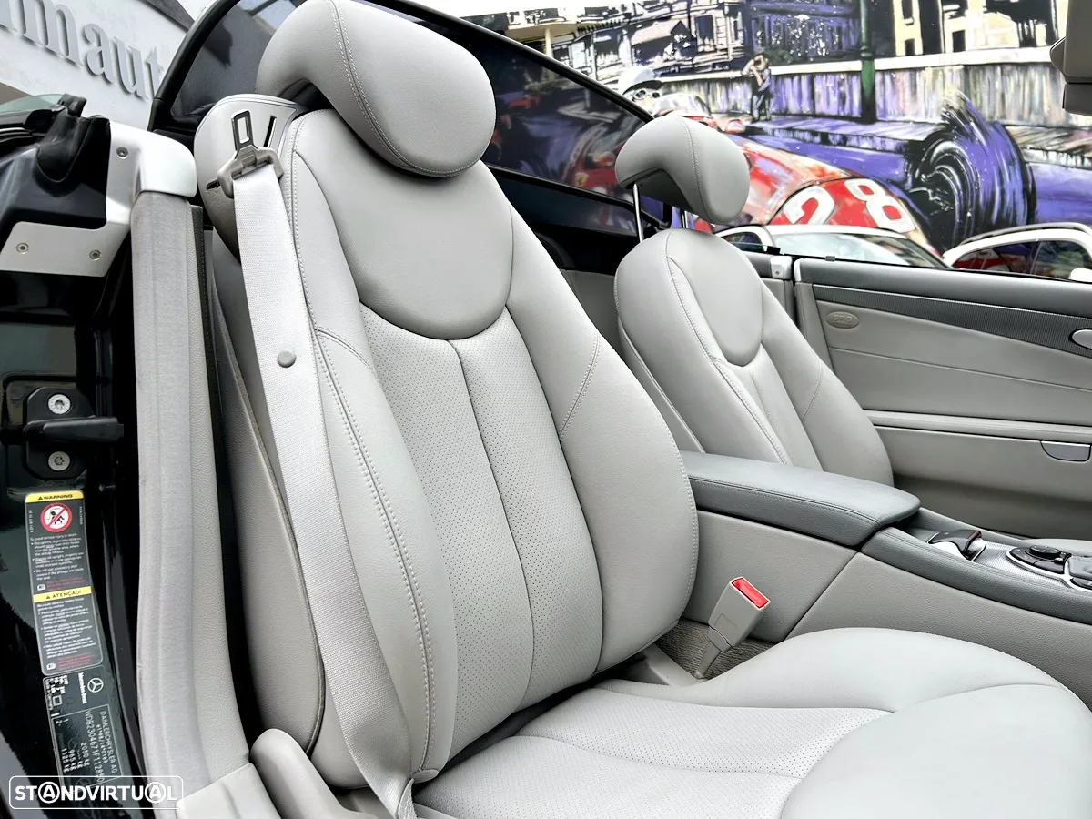 Mercedes-Benz SL 350 Auto - 24
