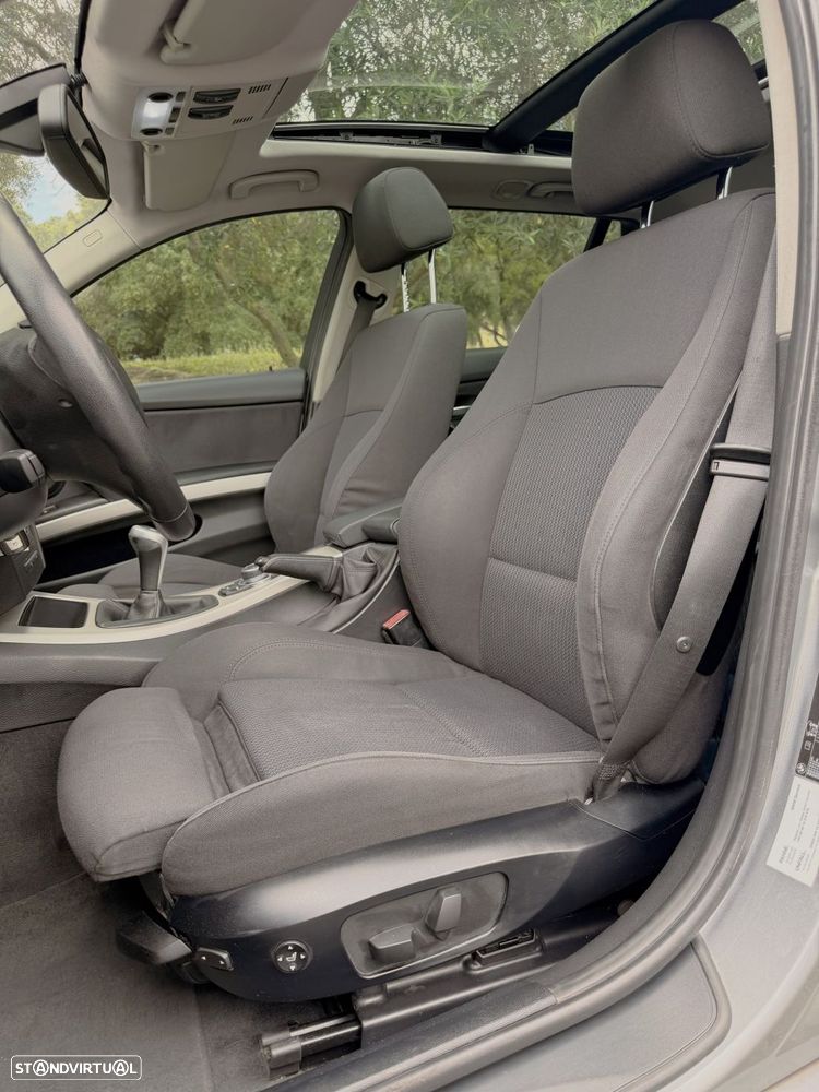 BMW 320 d Navigation - 21