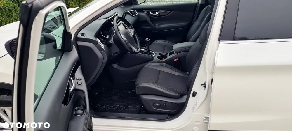 Nissan Qashqai 1.6 DIG-T TEKNA+ - 20