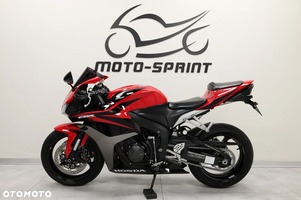 Honda CBR - 3