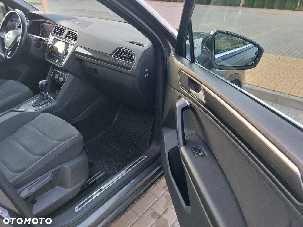 Volkswagen Tiguan - 21