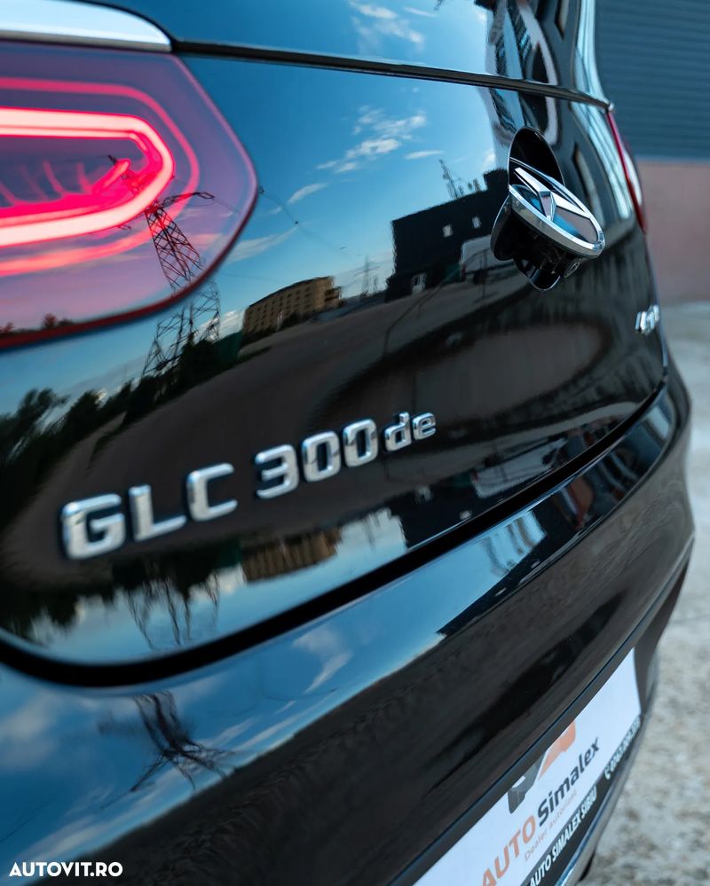 Mercedes-Benz GLC Coupe 300 de 4Matic 9G-TRONIC AMG Line - 14