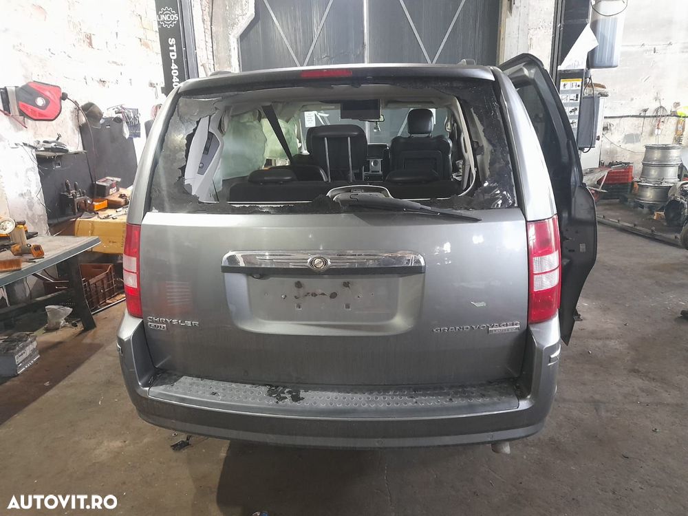 Plafoniera L00102131 Chrysler Voyager 5 [2007 - 2011] 2.8 crdi vm64c - 6