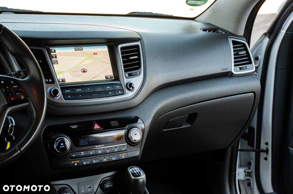 Hyundai Tucson blue 1.6 GDi 2WD Intro Edition - 40