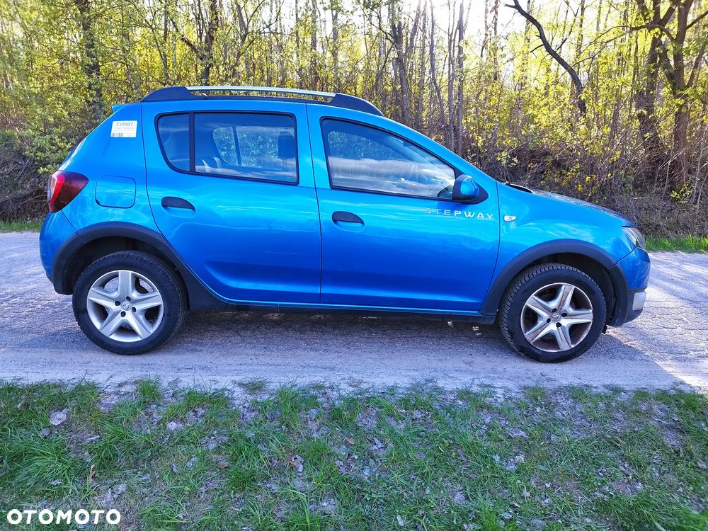 Dacia Sandero Stepway dCi 90 (S&S) Celebration - 4