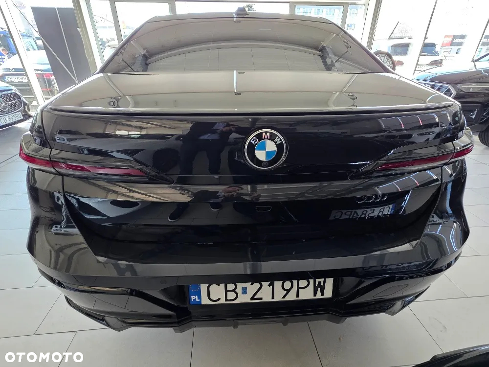 BMW Seria 7 - 19