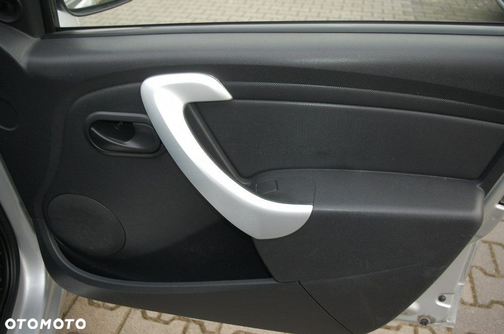 Dacia Sandero - 30