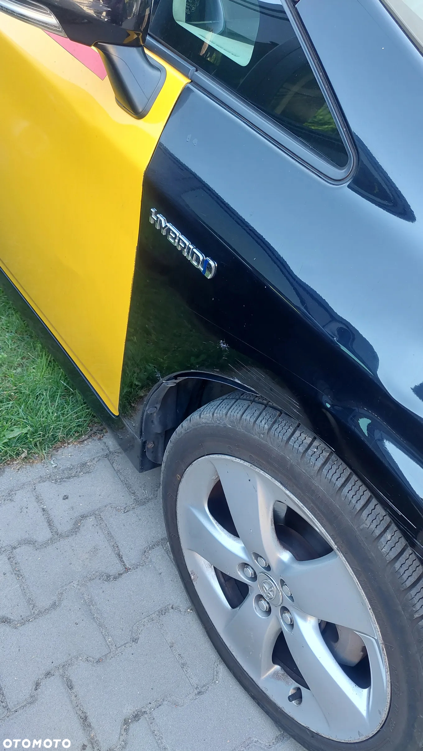 Toyota Prius 1.8 HSD Life - 9