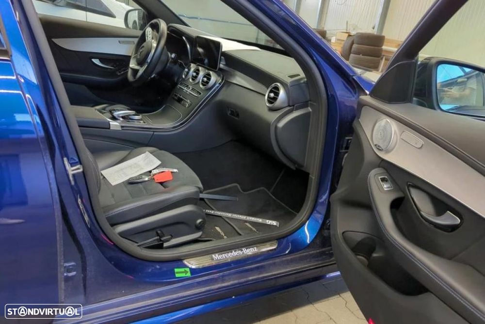Mercedes-Benz C 300 de AMG Line - 5