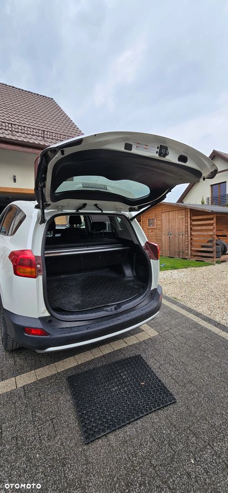 Toyota RAV4 2.0 Premium - 8