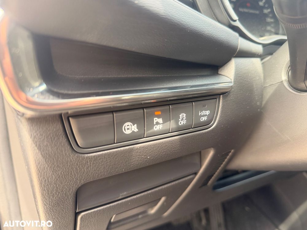 Mazda 3 e-Skyactiv G150 AT MHEV Exclusive-Line - 14