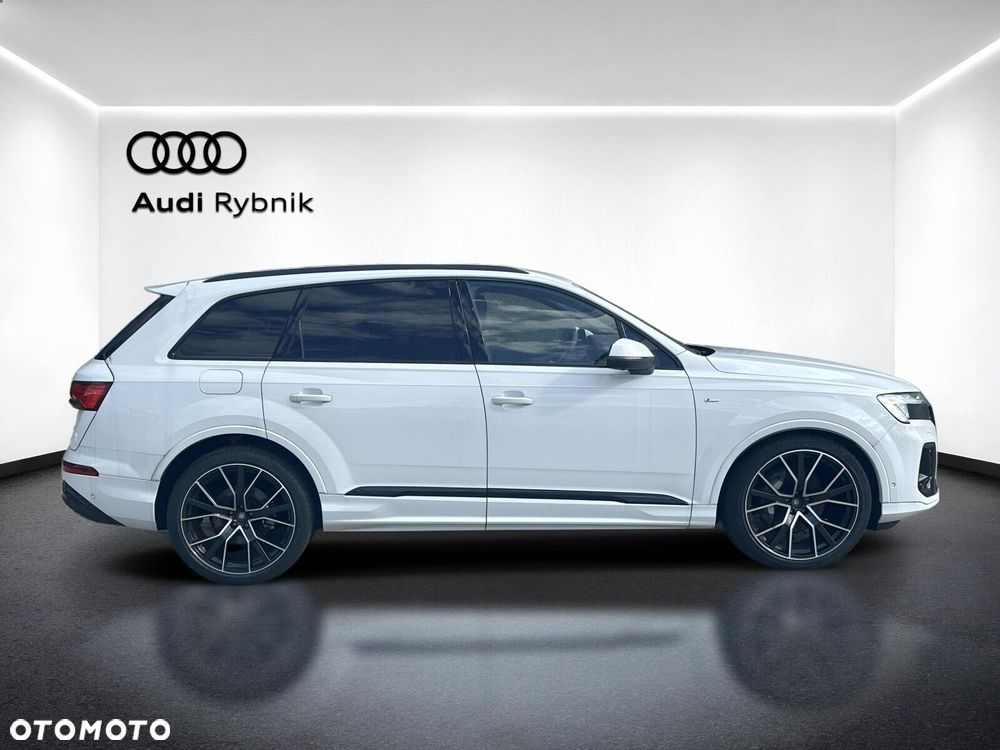 Audi Q7 - 7