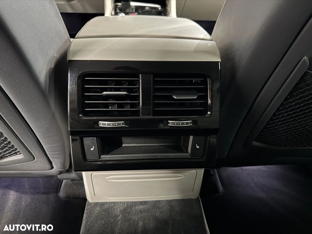 VOLKSWAGEN Touareg 2018 — imagine 19