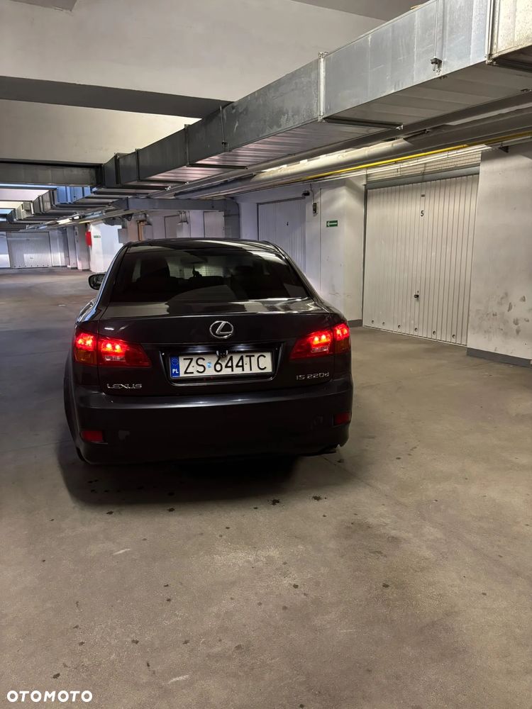 Lexus IS 220 D Prestige - 3