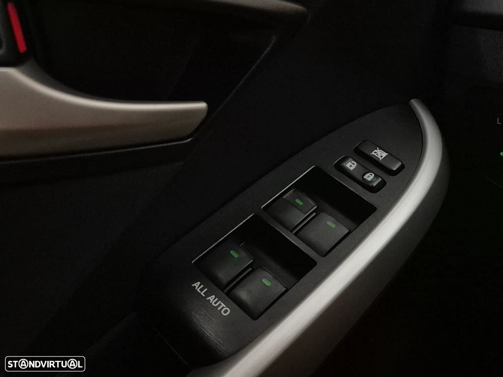 Toyota Prius 1.8 Plug-In Pack Premium - 21
