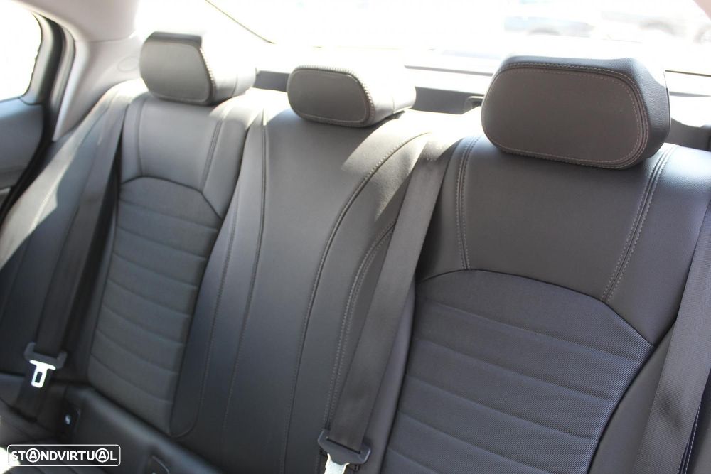 Alfa Romeo Giulia 2.2 D Super AT8 - 24