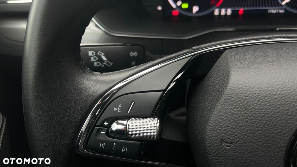 Skoda Superb 2.0 TDI SCR Style DSG - 18