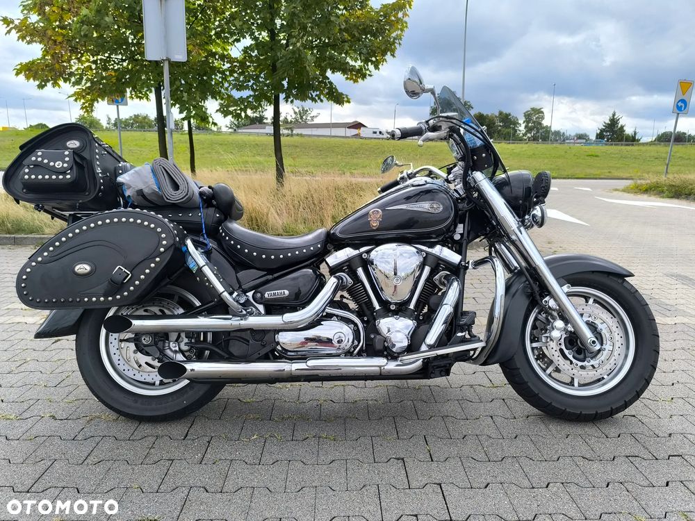 Yamaha Road Star - 1