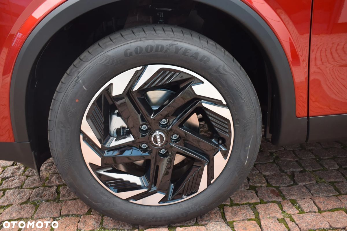 Nissan Qashqai 1.3 DIG-T mHEV N-Connecta Xtronic - 8