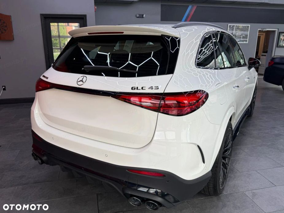 Mercedes-Benz GLC AMG 43 mHEV 4-Matic - 3